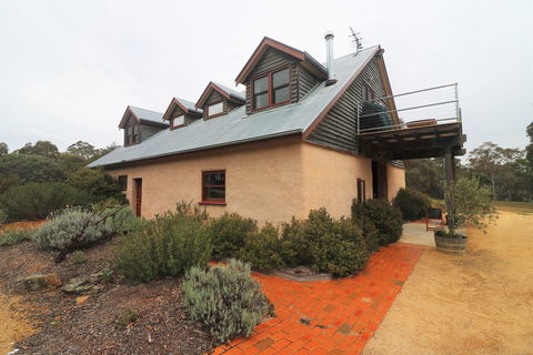 Yarralaw Springs Wines  - Cellar Door Wine Tasting - Kalgoorlie Accommodation 2