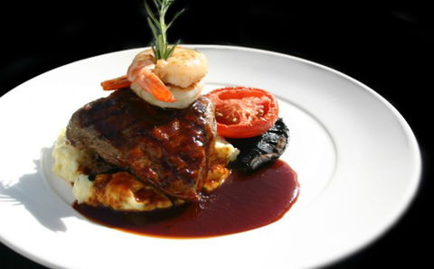 Aquarius Seafood Restaurant - Kalgoorlie Accommodation 3