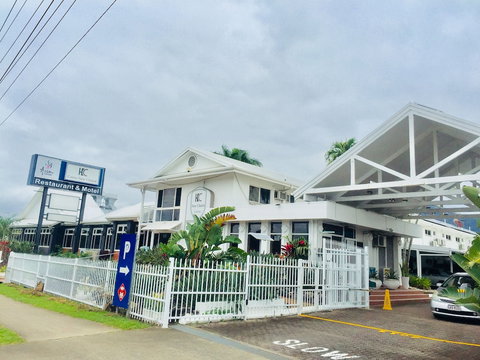 Cairns New Chalon - Kalgoorlie Accommodation 0