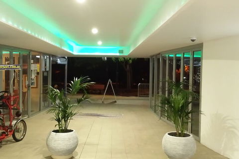 Scarborough Beach Resort - Kalgoorlie Accommodation 1