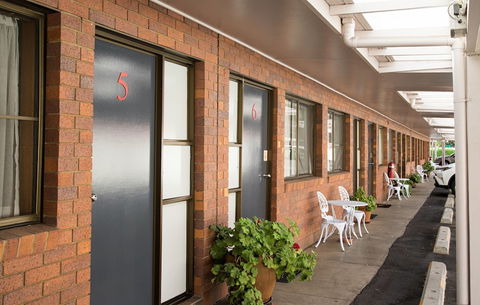 Country Pathfinder Motor Inn - Kalgoorlie Accommodation 2