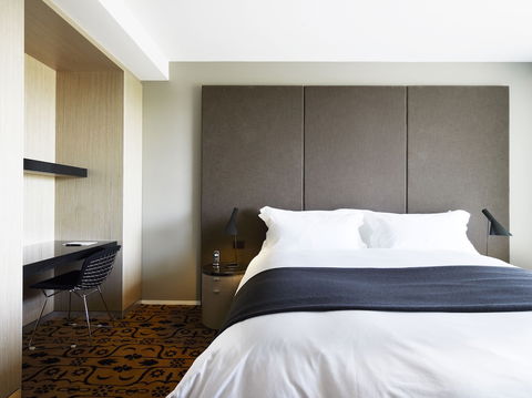 Burbury Hotel & Apartments - Kalgoorlie Accommodation 5