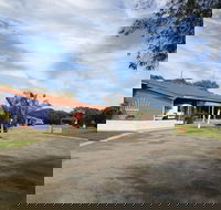 Emu Beach Chalets - Kalgoorlie Accommodation