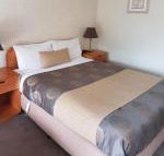 Econo Lodge Hacienda Motel Geelong - Kalgoorlie Accommodation