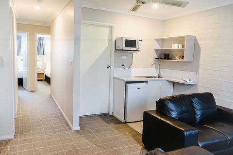 Balan Village Motel - Kalgoorlie Accommodation 2