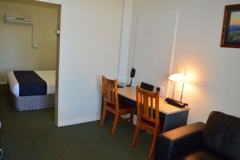 Taree Motor Inn - Kalgoorlie Accommodation 6