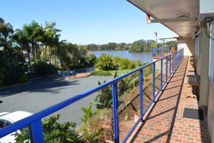 Oxley Island NSW Kalgoorlie Accommodation