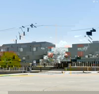 Adelaide Royal Coach - Kalgoorlie Accommodation