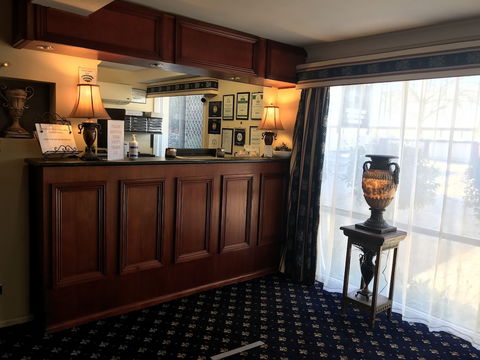 Albury Georgian Motel & Suites - Kalgoorlie Accommodation 2
