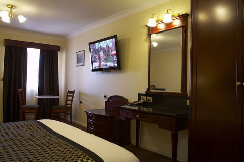 Albury Georgian Motel & Suites - Kalgoorlie Accommodation 4