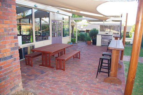 Redhill Tamworth Motor Inn & Conference Centre - Kalgoorlie Accommodation 3