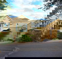 Quest Trinity House - Kalgoorlie Accommodation