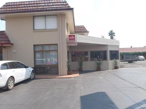 Caravilla Motor Inn - Kalgoorlie Accommodation 0