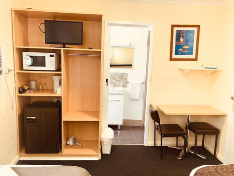 Red Cedar Motel - Kalgoorlie Accommodation 6