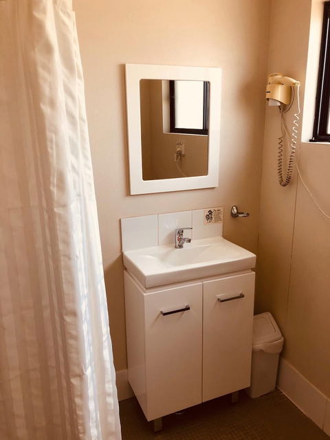 Red Cedar Motel - Kalgoorlie Accommodation 5