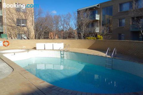 Kingston Terrace Apartments - Kalgoorlie Accommodation 5