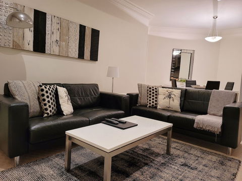 Macarthur Chambers - Kalgoorlie Accommodation 4