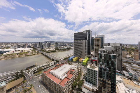 Oaks Brisbane Casino Tower Suites - Kalgoorlie Accommodation 3
