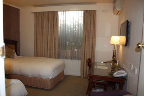Country Plaza Queanbeyan - Kalgoorlie Accommodation 6