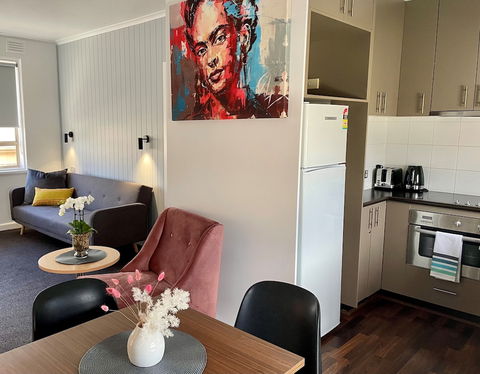 Apartments Of South Yarra - Kalgoorlie Accommodation 5