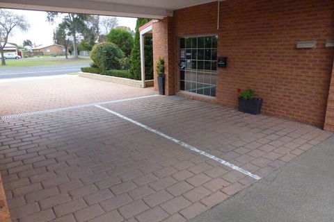 Colonial Motor Inn Bairnsdale - Kalgoorlie Accommodation 3