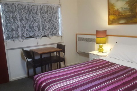 Clunes Motel - Kalgoorlie Accommodation 1