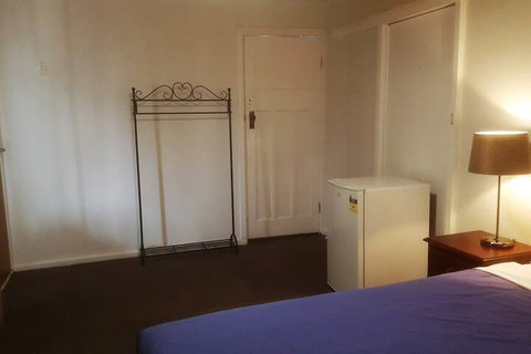 Clunes Motel - Kalgoorlie Accommodation 3