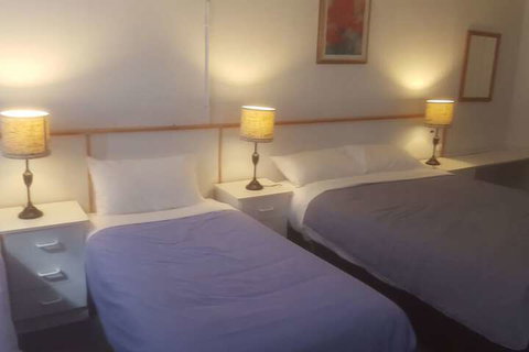 Clunes Motel - Kalgoorlie Accommodation 5