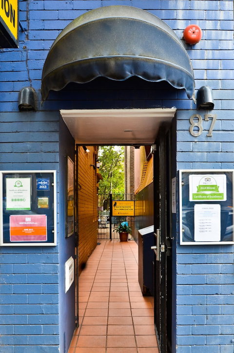 Blue Parrot Backpackers - Kalgoorlie Accommodation 0