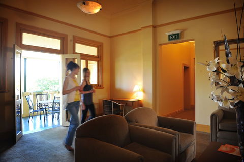 Hotel Victoria - Griffith - Kalgoorlie Accommodation 0