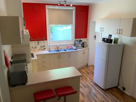 Oats Cottage - Kalgoorlie Accommodation 5