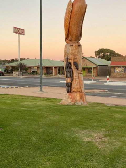 Lake Albert Motel - Kalgoorlie Accommodation 2