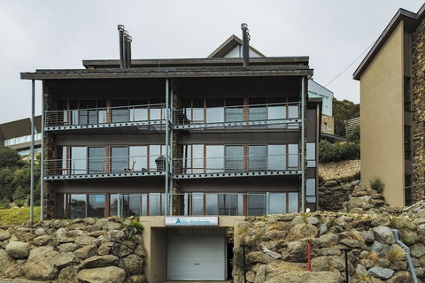 Alpine Woodsmoke - Kalgoorlie Accommodation 0