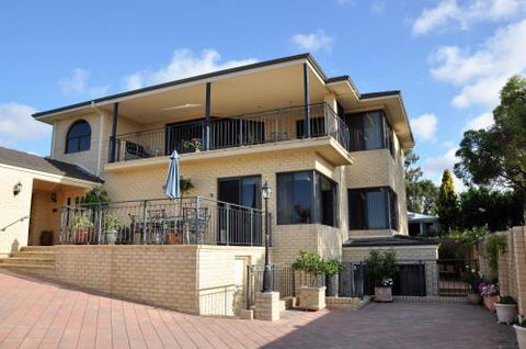 Alfred Cove Short Stay - Kalgoorlie Accommodation 5