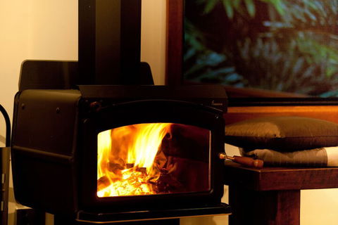 Lombok On Waterfall Retreat - Kalgoorlie Accommodation 2
