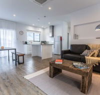 Island Quarters - Kalgoorlie Accommodation