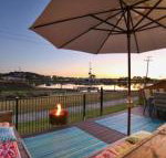Lakeside Deck House - Kalgoorlie Accommodation