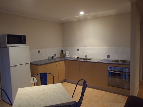 Lake Barra Cottages - Kalgoorlie Accommodation 6