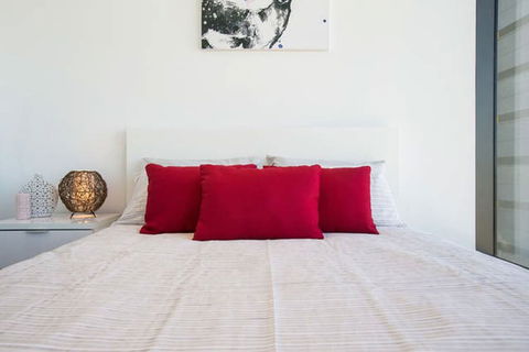 C3CBD Melbourne Apartment - Kalgoorlie Accommodation 7