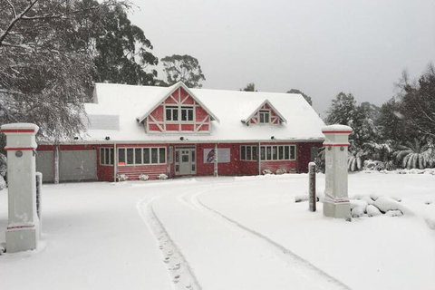 Cradle Chalet - Kalgoorlie Accommodation 6