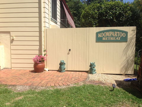 Koompartoo Retreat - Kalgoorlie Accommodation 3