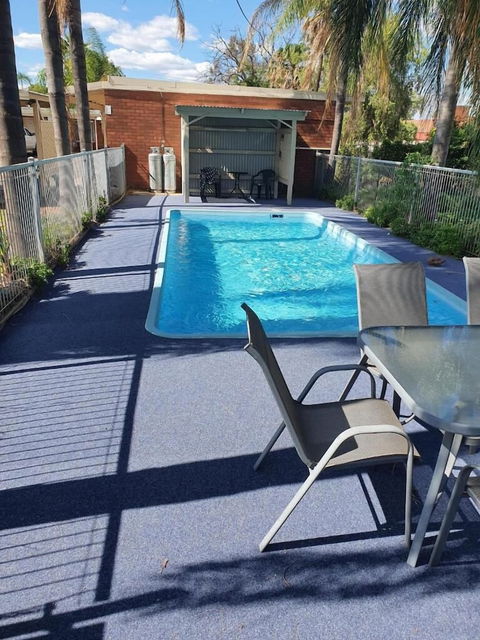 Red Chief Motel - Kalgoorlie Accommodation 1