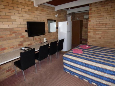 Red Chief Motel - Kalgoorlie Accommodation 6