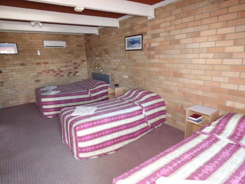 Red Chief Motel - Kalgoorlie Accommodation 4