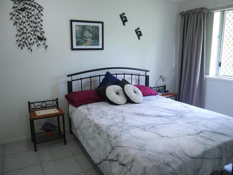 Bottlebrush B&B - Kalgoorlie Accommodation 1