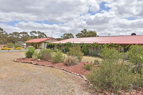 Inglewood Motel And Caravan Park - Kalgoorlie Accommodation 2