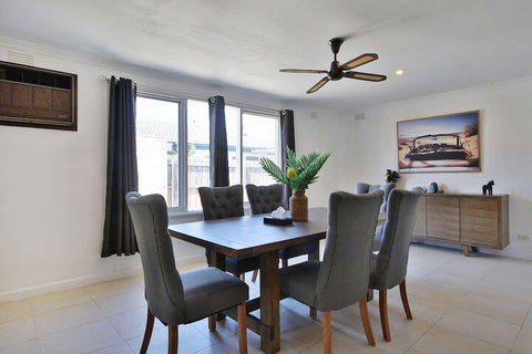 Ivy Units Glen Waverley - Kalgoorlie Accommodation 5
