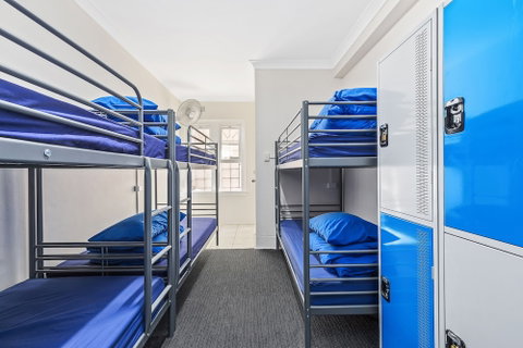 Ady's Place Backpackers - Kalgoorlie Accommodation 3
