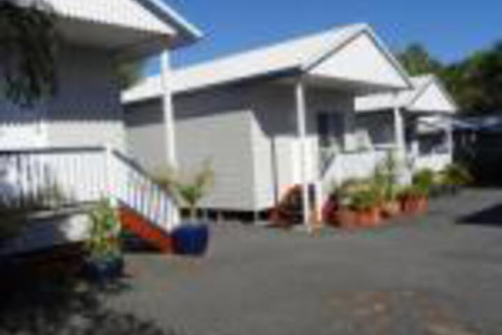 Augathella QLD Kalgoorlie Accommodation