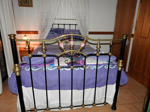 Twilight Grove Farm - Kalgoorlie Accommodation 1